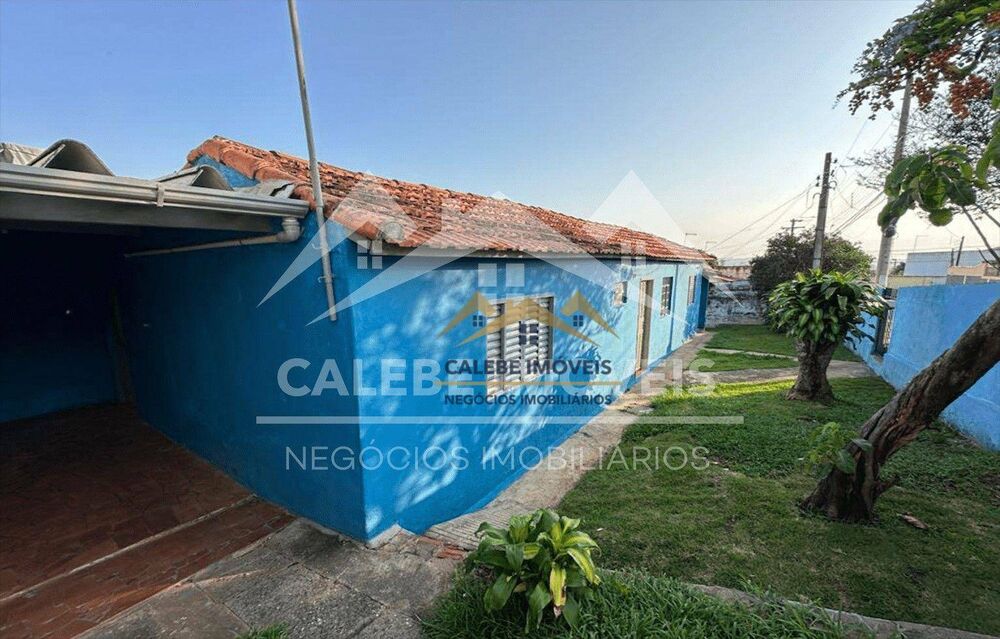 Casa à venda e aluguel com 2 quartos, 72m² - Foto 2