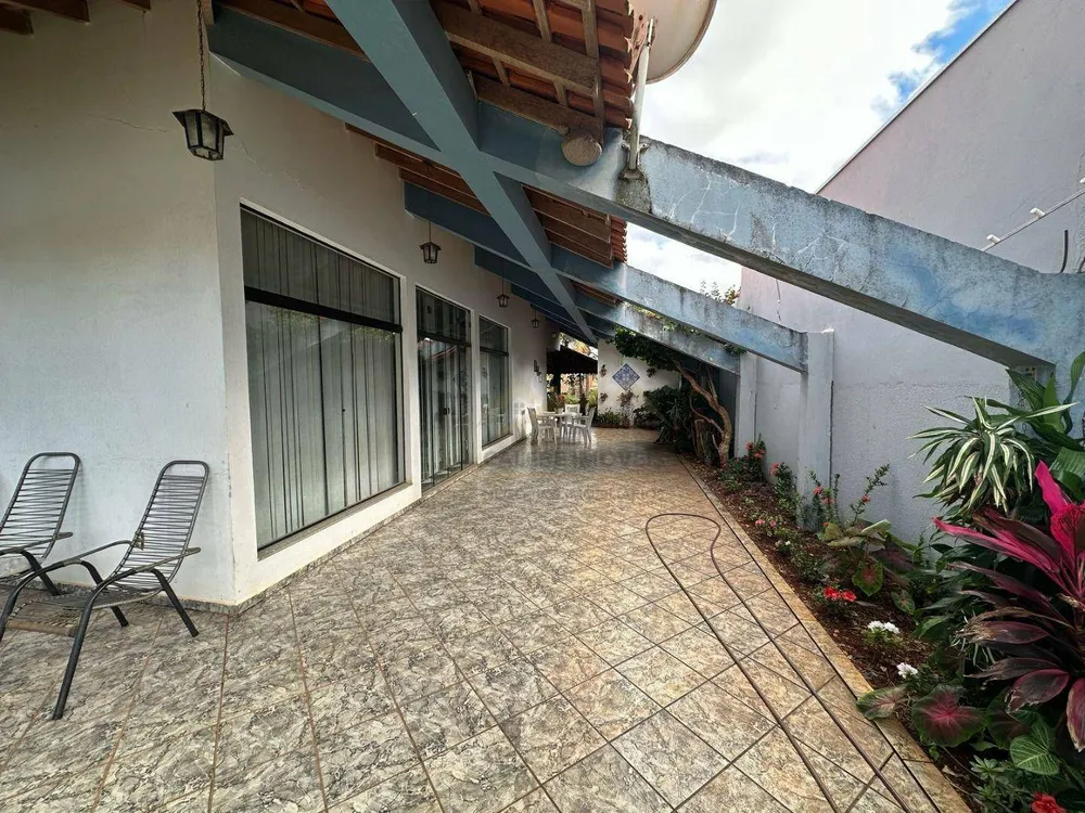 Casa, 3 quartos, 257 m² - Foto 4