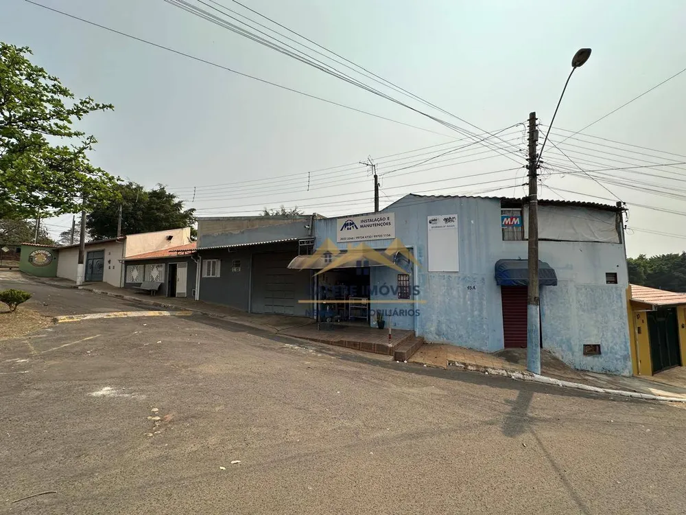 Casa, 5 quartos, 330 m² - Foto 1