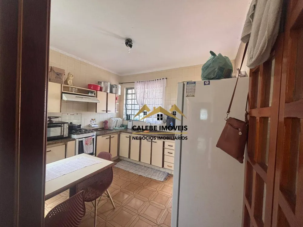 Casa, 4 quartos, 160 m² - Foto 3