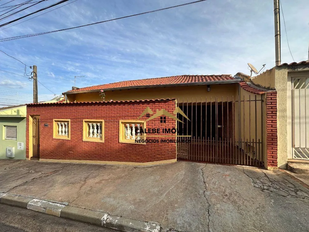 Casa, 4 quartos, 153 m² - Foto 1