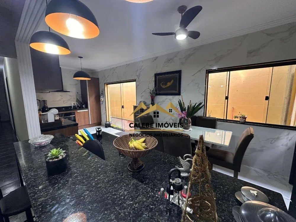 Casa, 4 quartos, 153 m² - Foto 3