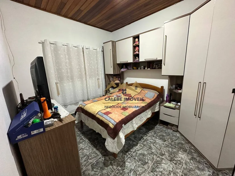 Chácara, 3 quartos, 4000 m² - Foto 1