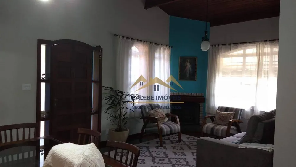 Casa, 3 quartos, 244 m² - Foto 3