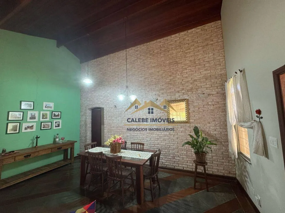 Casa, 3 quartos, 244 m² - Foto 4
