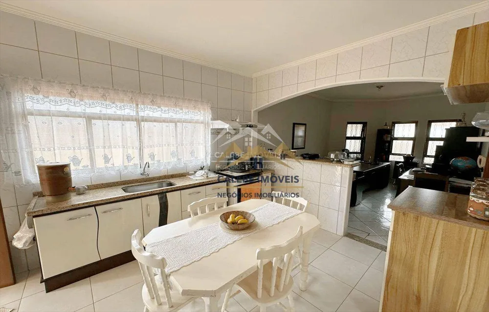 Casa, 3 quartos, 181 m² - Foto 8