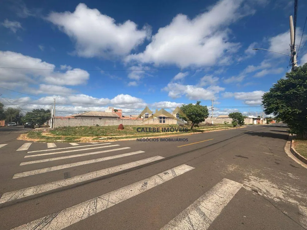 Terreno, 242 m² - Foto 1
