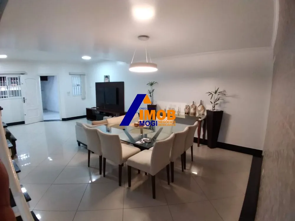 Casa, 3 quartos, 170 m² - Foto 2