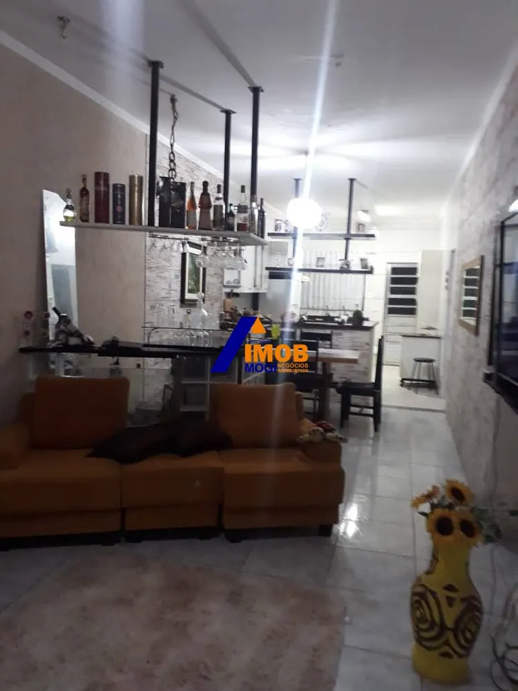 Casa, 2 quartos, 220 m² - Foto 1