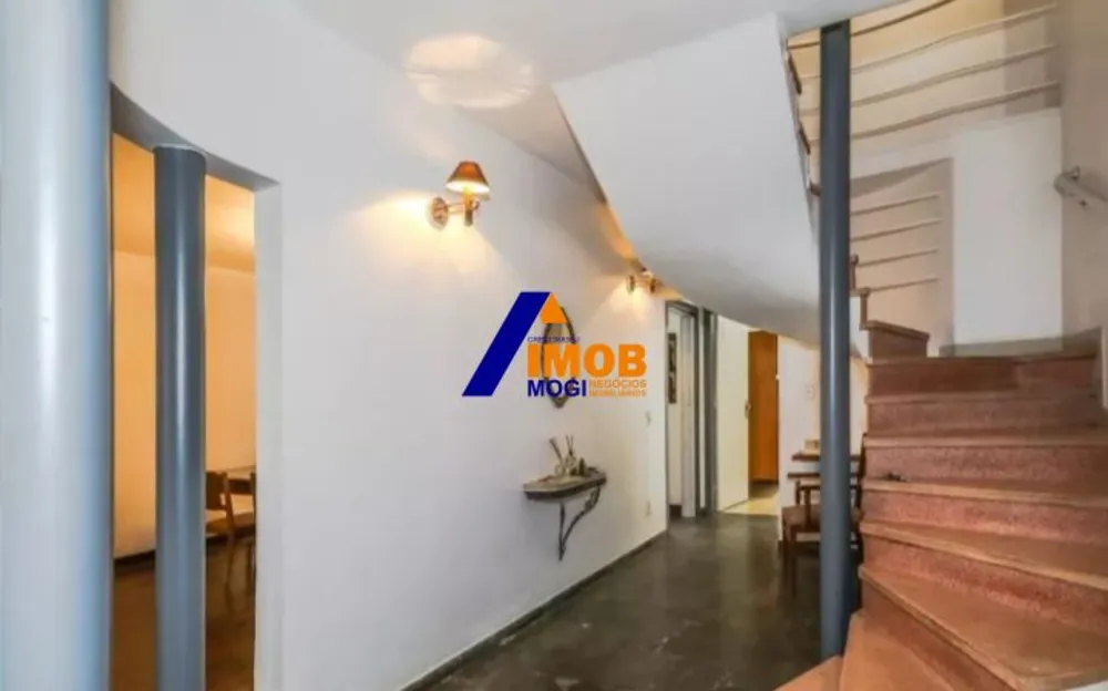Sobrado, 3 quartos, 231 m² - Foto 1
