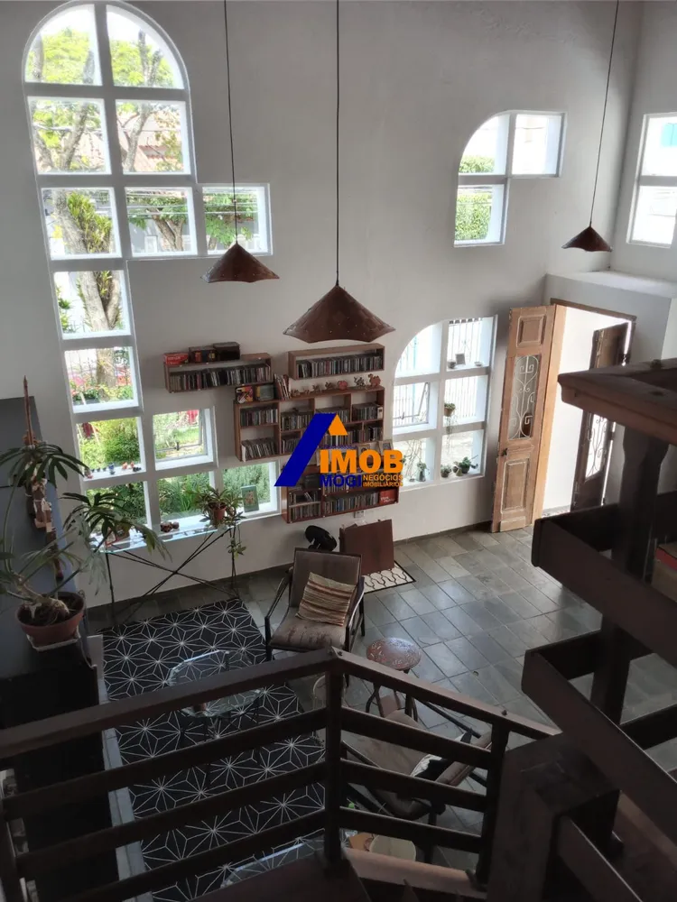 Casa, 3 quartos, 217 m² - Foto 1