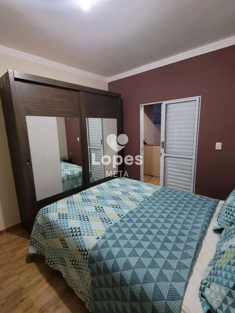 Casa à venda com 3 quartos, 160m² - Foto 2