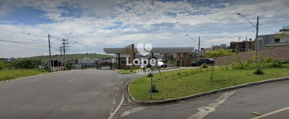 Casa à venda com 3 quartos, 200m² - Foto 1