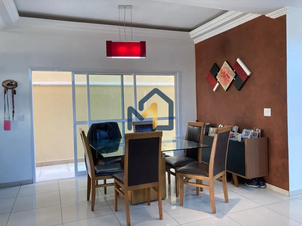 Casa, 3 quartos, 283 m² - Foto 2