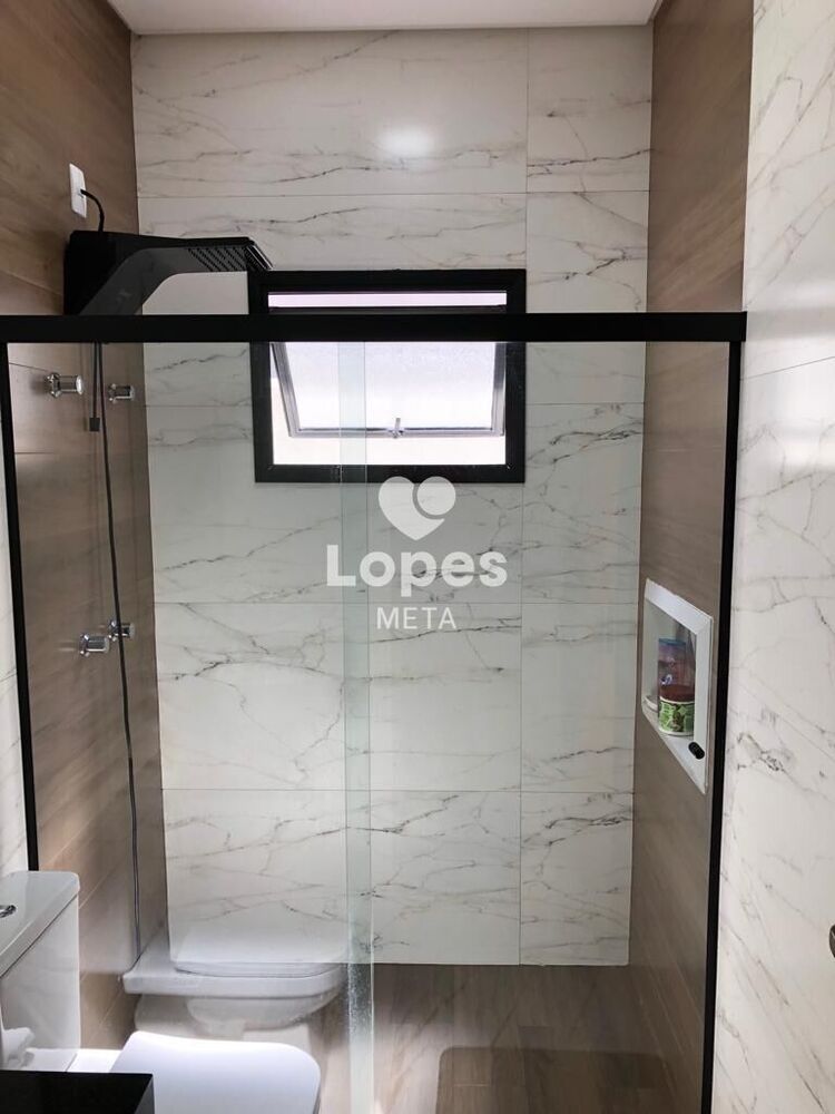 Casa, 3 quartos, 250 m² - Foto 1