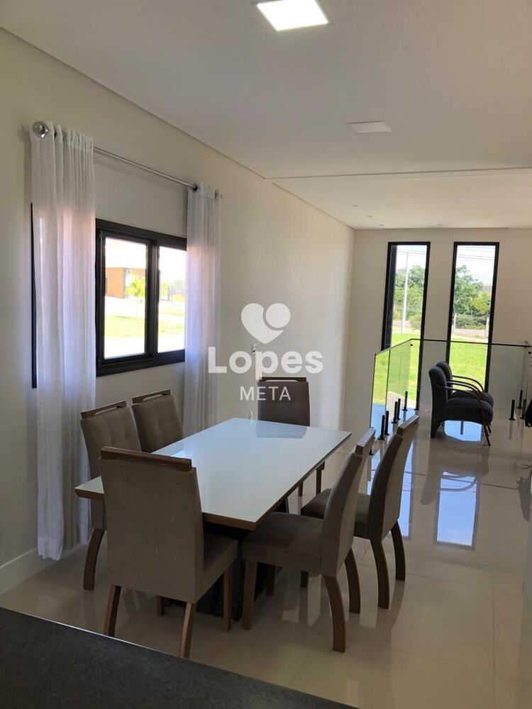 Casa, 3 quartos, 250 m² - Foto 2