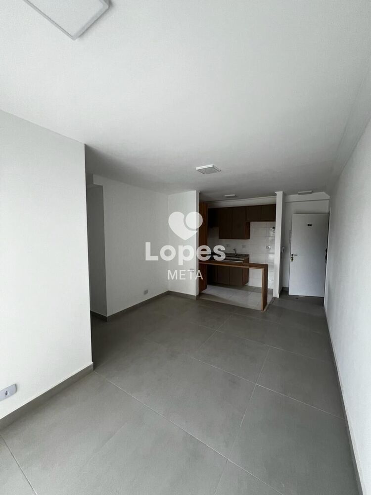 Apartamento à venda com 2 quartos, 58m² - Foto 2