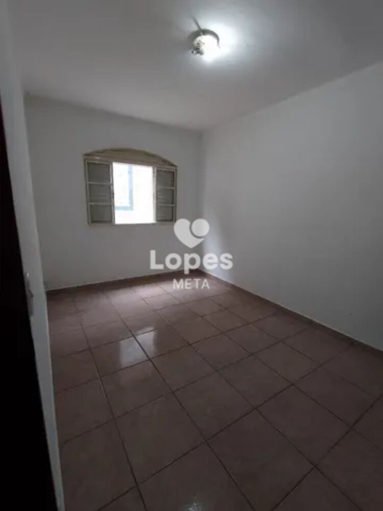 Casa à venda com 3 quartos, 101m² - Foto 14