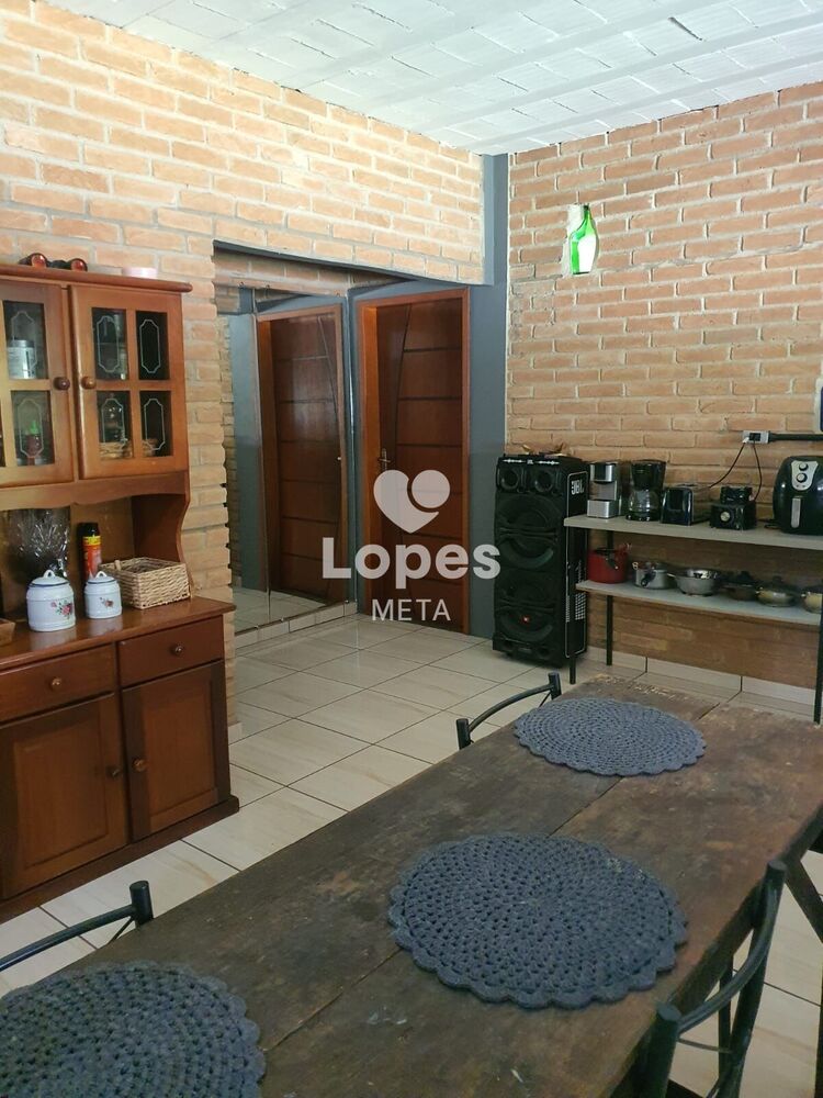 Chácara à venda com 2 quartos, 220m² - Foto 5