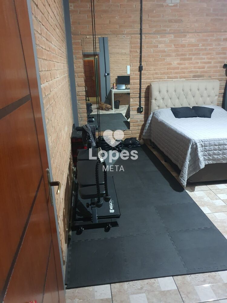 Chácara à venda com 2 quartos, 220m² - Foto 4