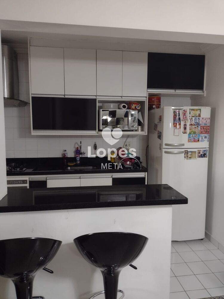 Apartamento à venda com 3 quartos, 73m² - Foto 2