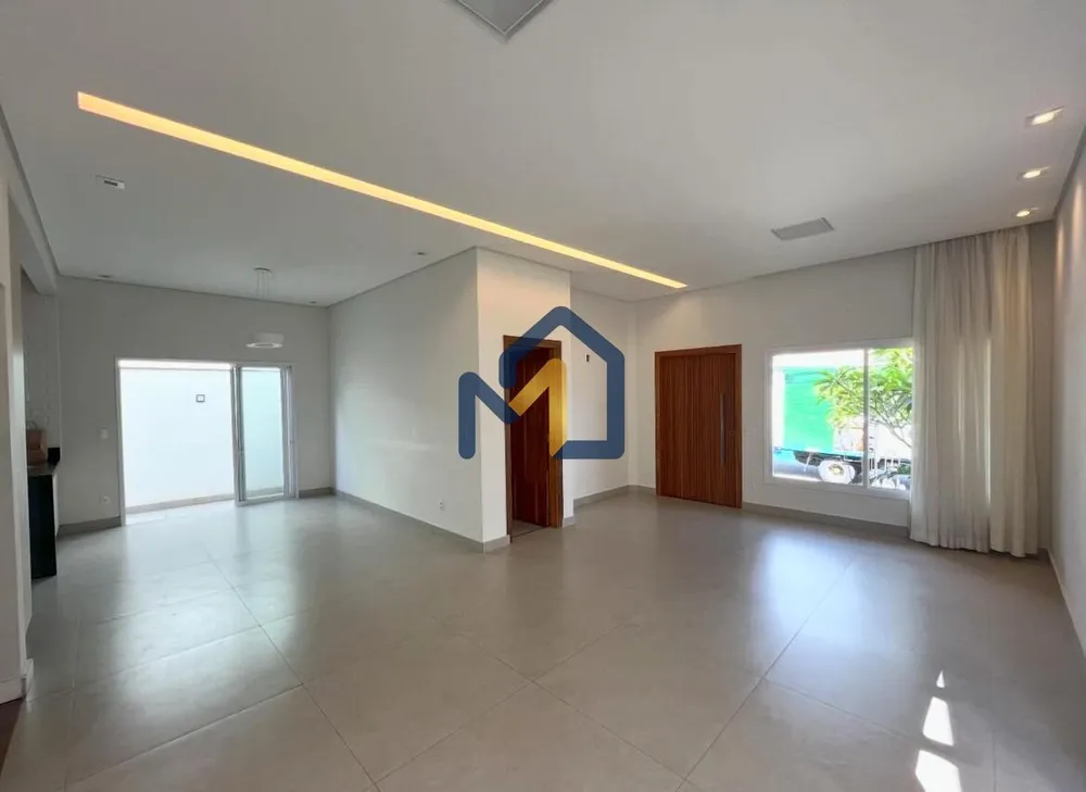 Casa, 5 quartos, 220 m² - Foto 1