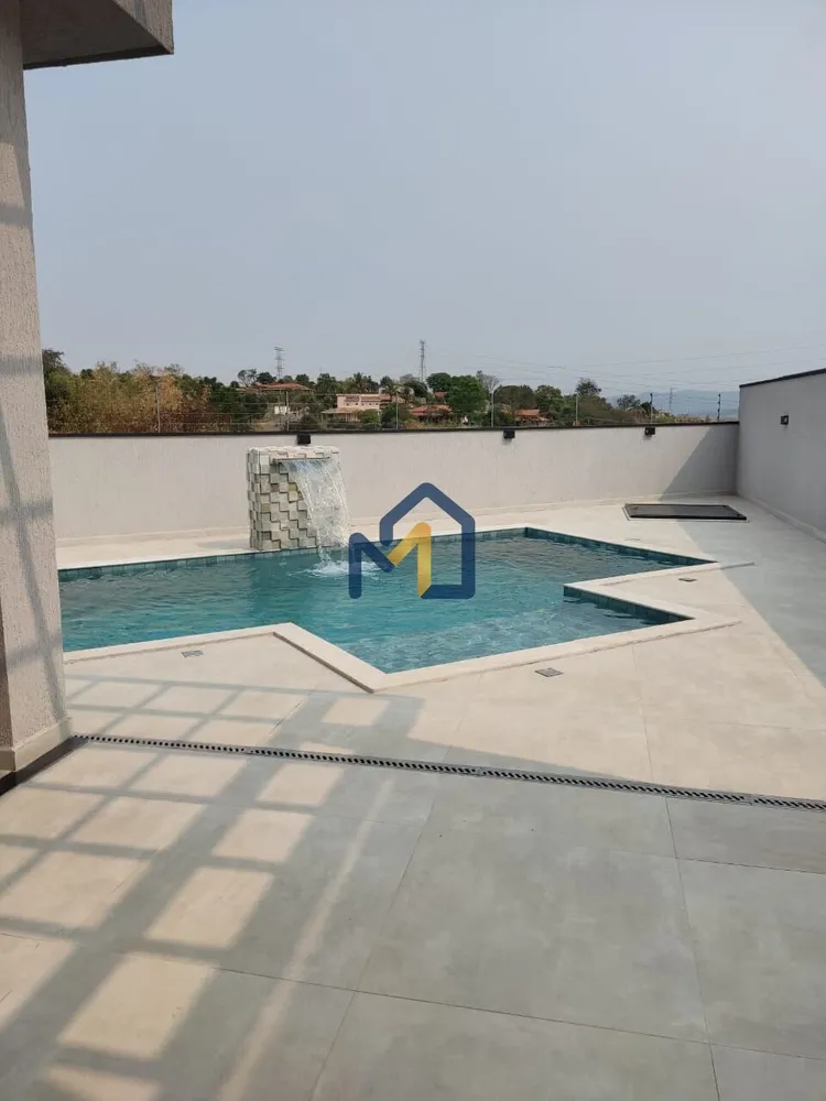 Casa, 3 quartos, 227 m² - Foto 2