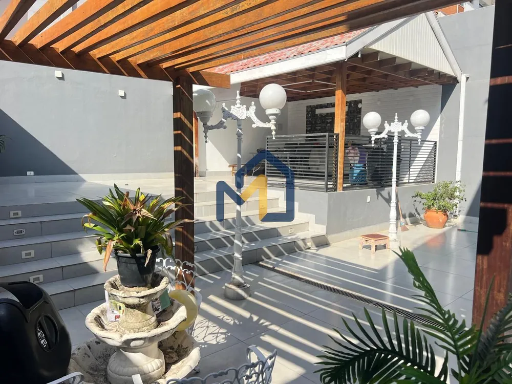 Casa, 4 quartos, 260 m² - Foto 3