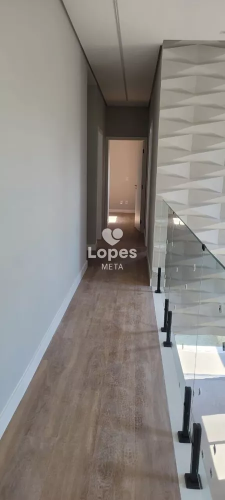 Casa, 4 quartos, 270 m² - Foto 8