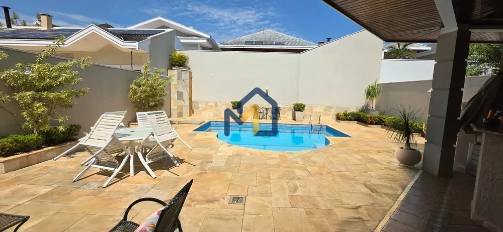 Casa, 5 quartos, 327 m² - Foto 1