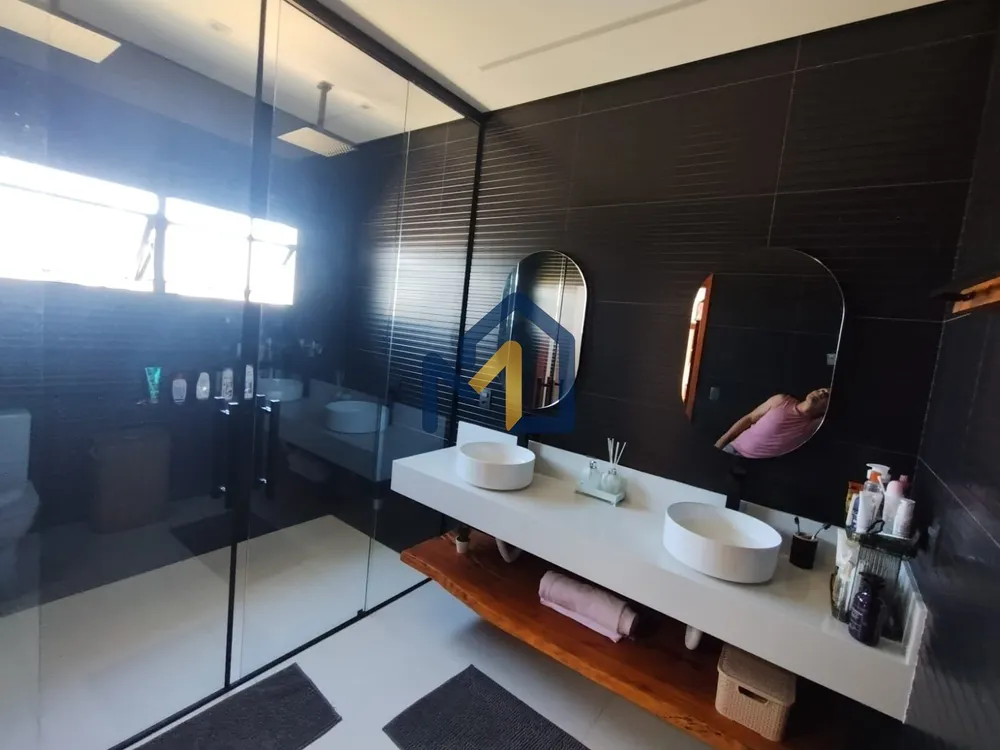 Casa, 4 quartos, 265 m² - Foto 2