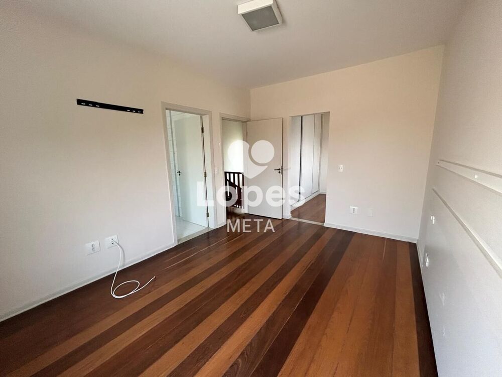 Sobrado, 4 quartos, 248 m² - Foto 3