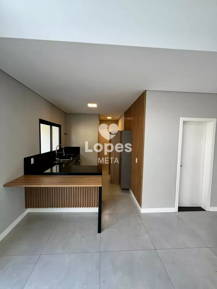 Casa, 3 quartos, 360 m² - Foto 2