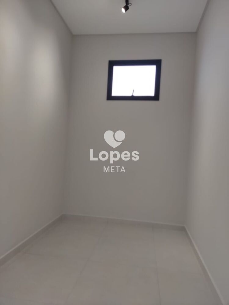 Casa à venda com 3 quartos, 227m² - Foto 6