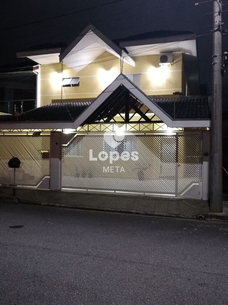 Casa, 3 quartos, 316 m² - Foto 3