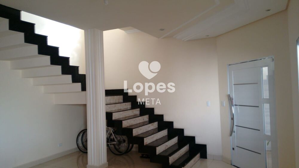 Casa, 3 quartos, 316 m² - Foto 2