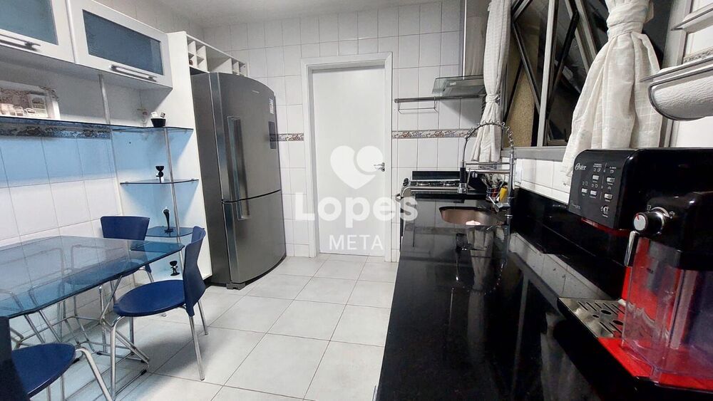 Cobertura à venda com 5 quartos, 256m² - Foto 3
