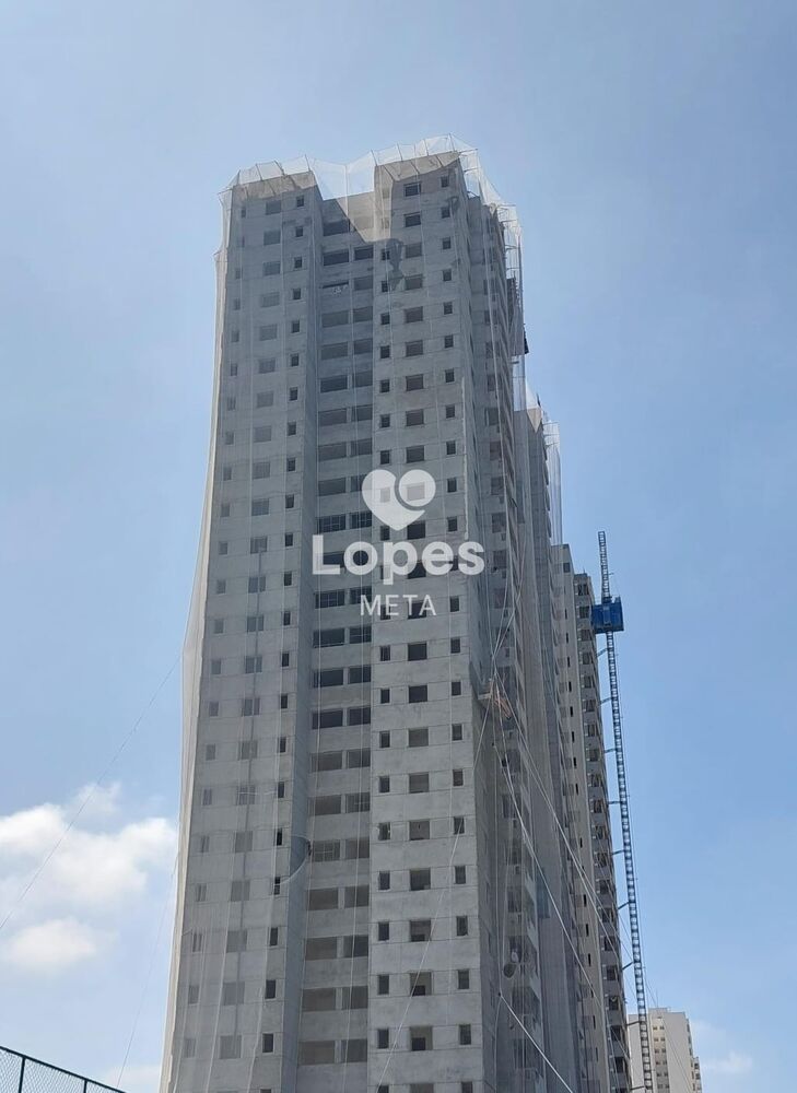 Apartamento à venda com 3 quartos, 196m² - Foto 4