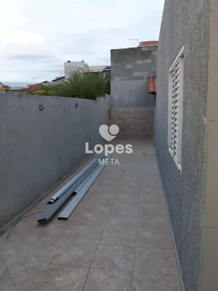 Casa à venda com 2 quartos, 83m² - Foto 4