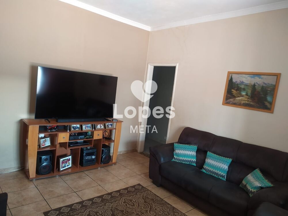 Casa, 6 quartos, 140 m² - Foto 3