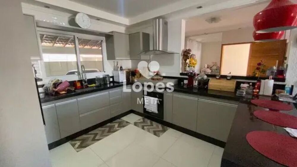 Casa, 4 quartos, 244 m² - Foto 4