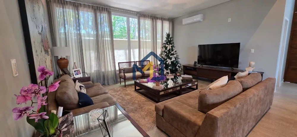 Casa, 3 quartos, 260 m² - Foto 1