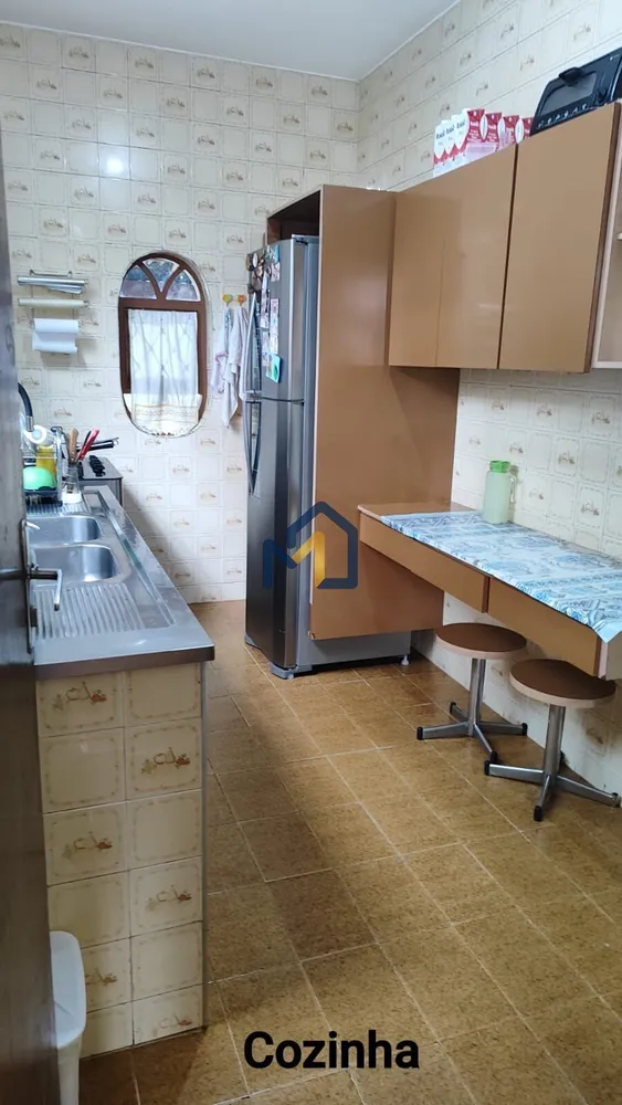 Casa, 3 quartos, 232 m² - Foto 2
