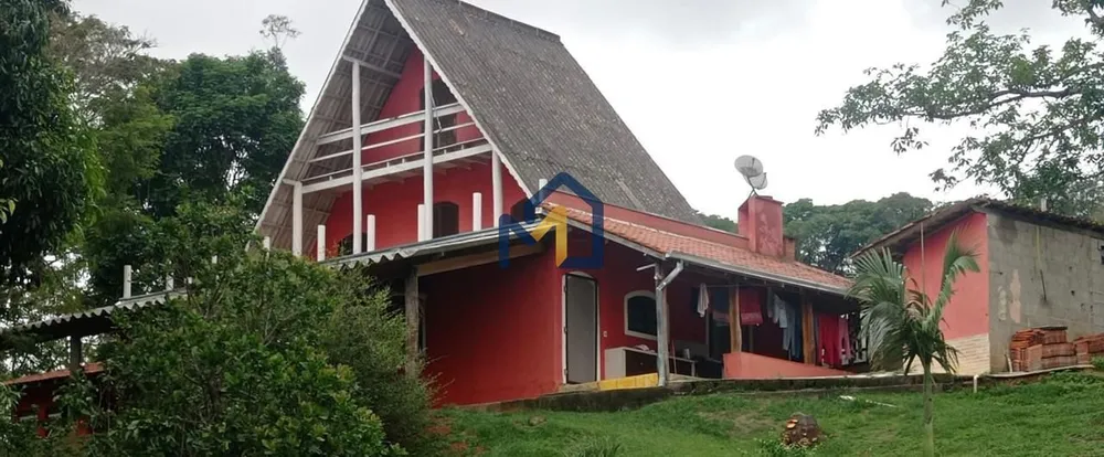 Chácara, 3 quartos, 1283 m² - Foto 1