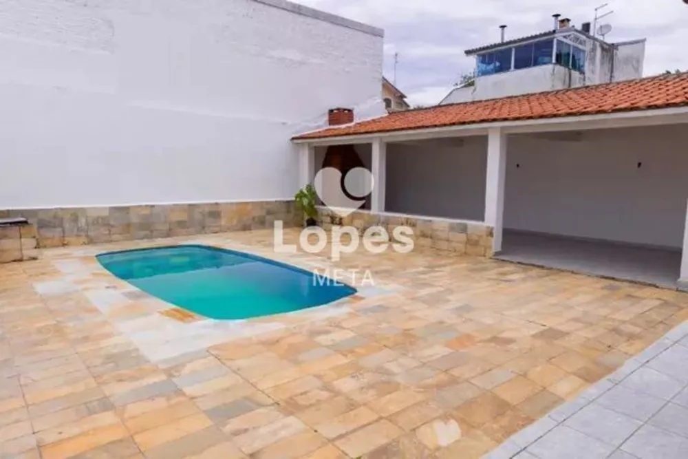Casa, 3 quartos, 226 m² - Foto 14