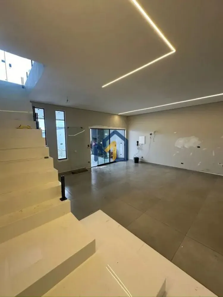 Casa, 3 quartos, 175 m² - Foto 1