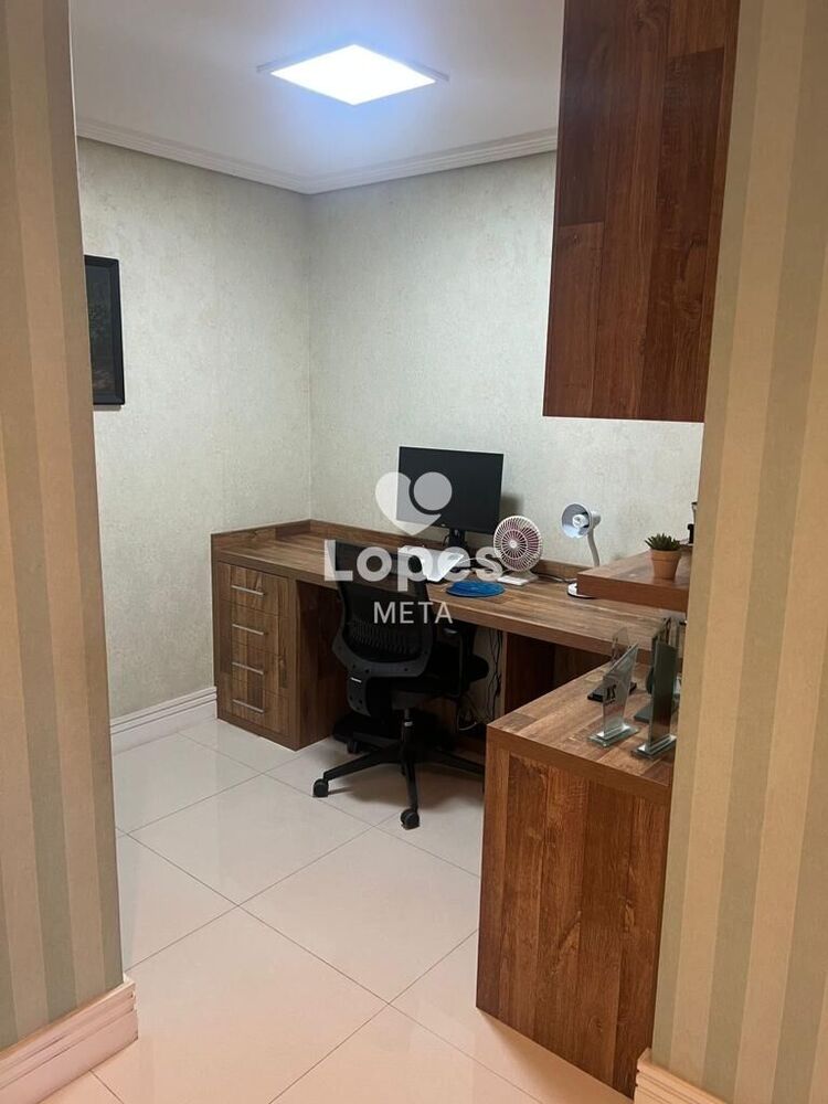 Apartamento, 3 quartos, 194 m² - Foto 2