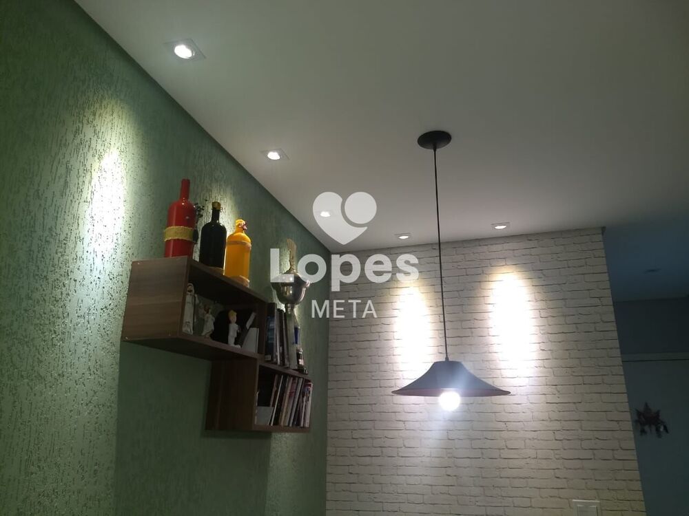 Apartamento à venda com 2 quartos, 47m² - Foto 4
