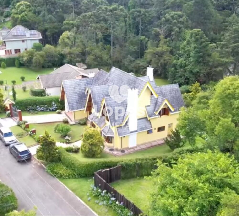 Casa à venda com 4 quartos, 380m² - Foto 2