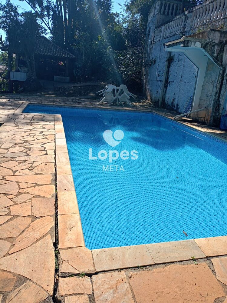 Chácara, 5 quartos, 1500 m² - Foto 1